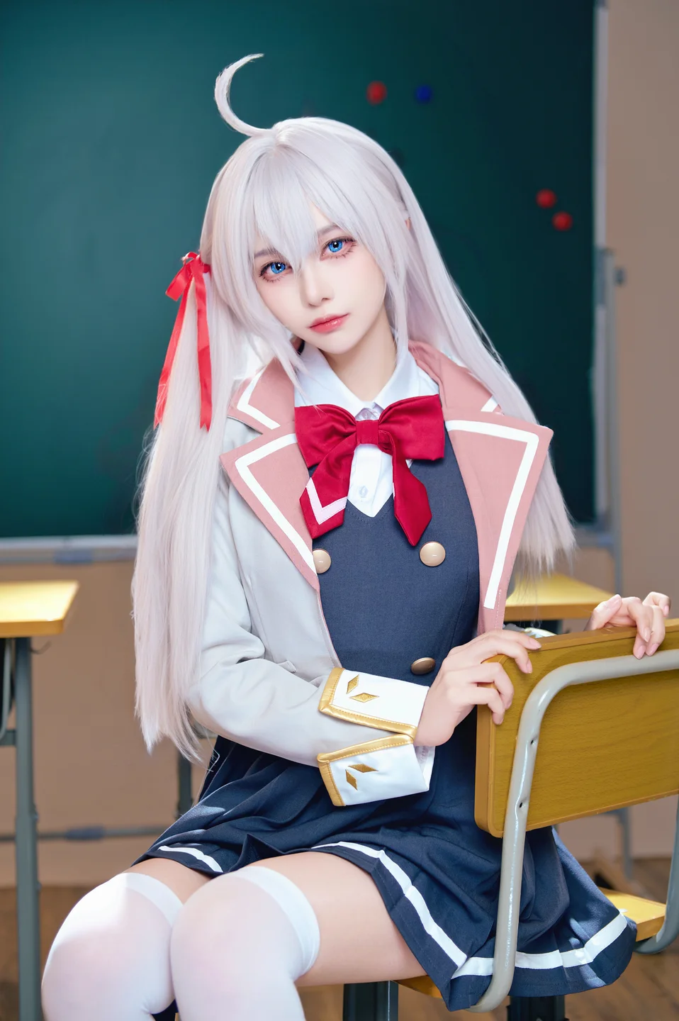 Shika小鹿鹿 - 邻座艾莉同学 [38P,2V-369MB] tg@simisebaisi 【丝足阁】007.webp